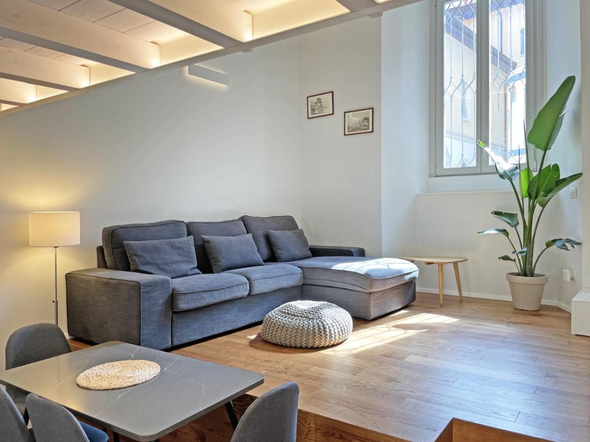 "La Portineria" Charming Apartment Old Town Como Lake エクステリア 写真