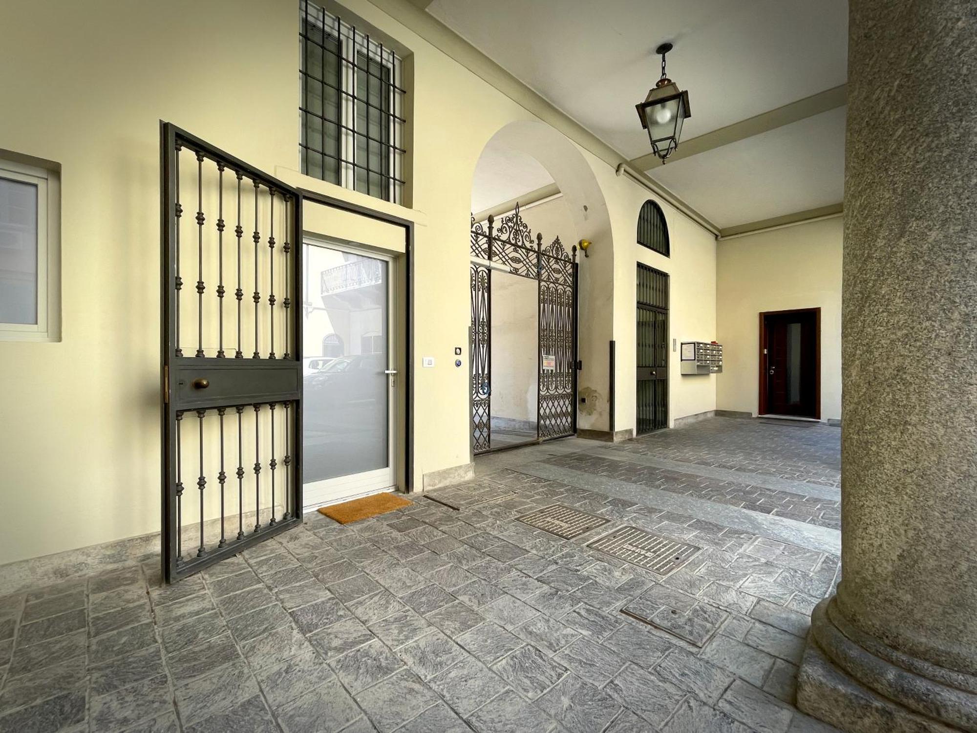 "La Portineria" Charming Apartment Old Town Como Lake エクステリア 写真