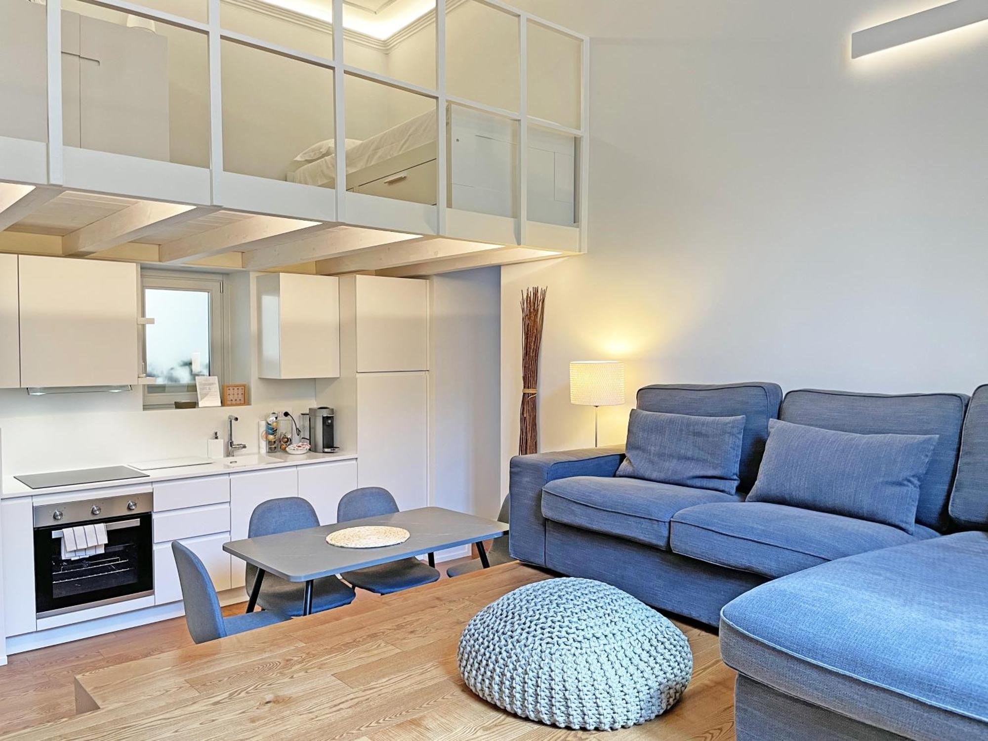 "La Portineria" Charming Apartment Old Town Como Lake エクステリア 写真
