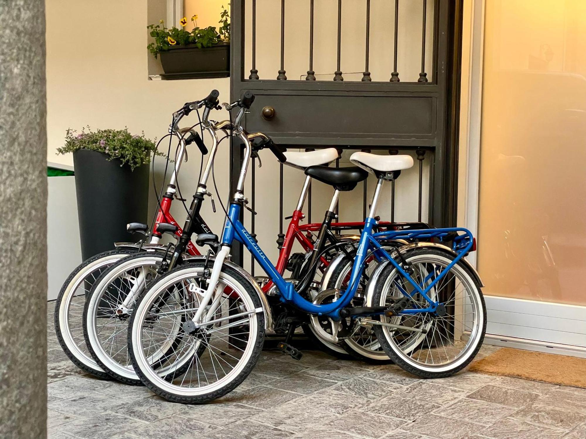 "La Portineria" Charming Apartment Old Town Como Lake エクステリア 写真